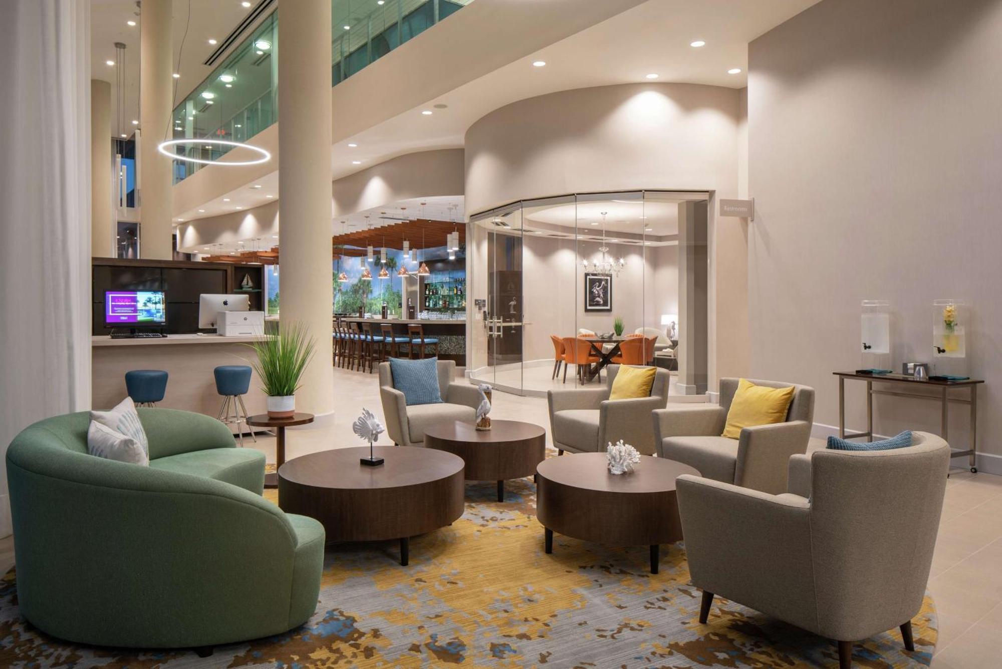 Готель Doubletree By Hilton Miami Doral Sweetwater Екстер'єр фото